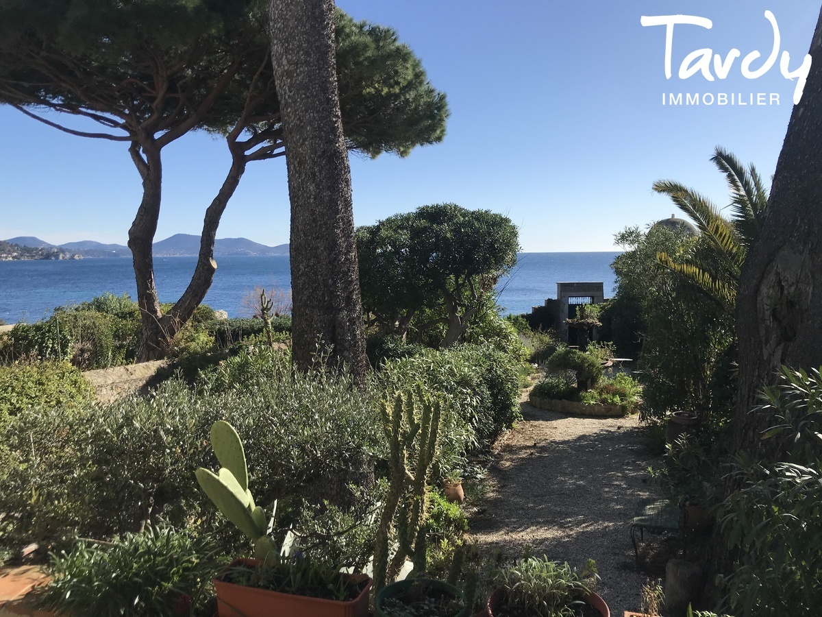 LE CHARME D'UNE MAISON DE VILLE AVEC VUE ET ACCES MER - Toulon