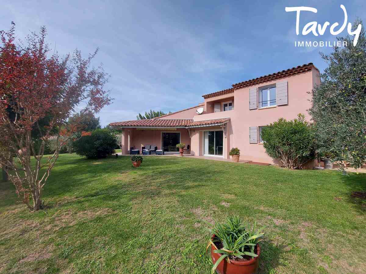 Villa rcente - belles prestations - 84360 LAURIS - Lourmarin