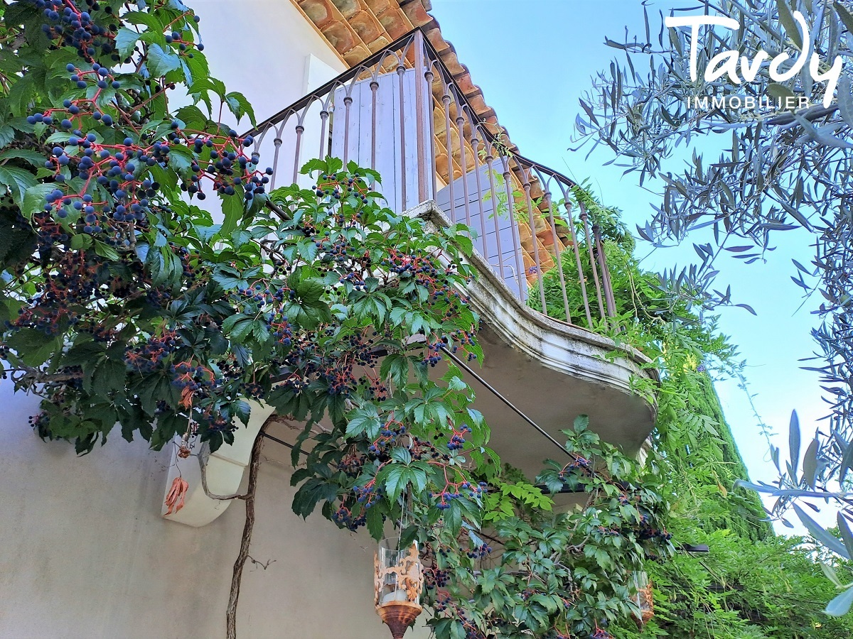 Bastide et maison d'amis - Vue  360  - 35 min 13100 AIX EN PROVENCE - Aix-en-Provence - Tardy Immobilier - charmante Bastide Aix en Provence