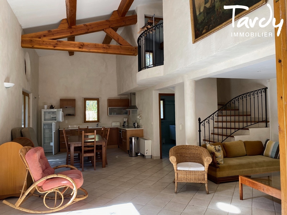 Authentique proprit familiale au charme provenal - 83330 LE CASTELLET - Le Castellet