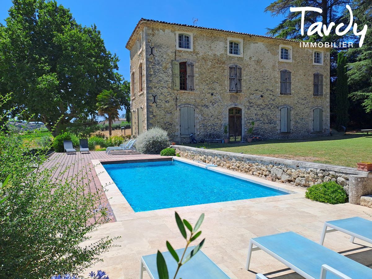 Bastide 18 avec dpendances - 45 min 13100 AIX EN PROVENCE - Aix-en-Provence