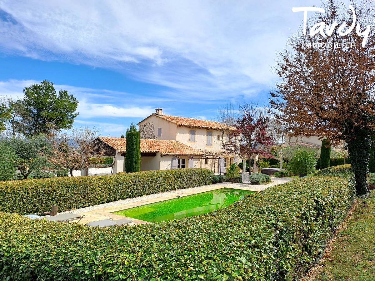 Bastide sur terrain paysag - Jolie vue - 13100 AIX EN PROVENCE - Aix-en-Provence