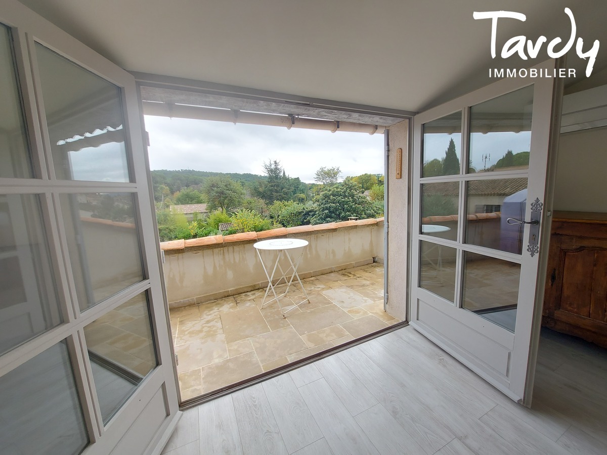 Maison de village - commerces  pied - 84160 LOURMARIN - Lourmarin - Lourmarin, commerces  pied