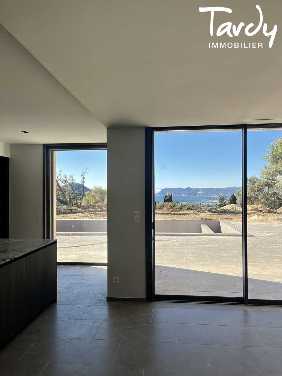 Villa neuve, vue mer et baie de La Ciotat - 83740 LA CADIERE D'AZUR - La Cadire-d'Azur