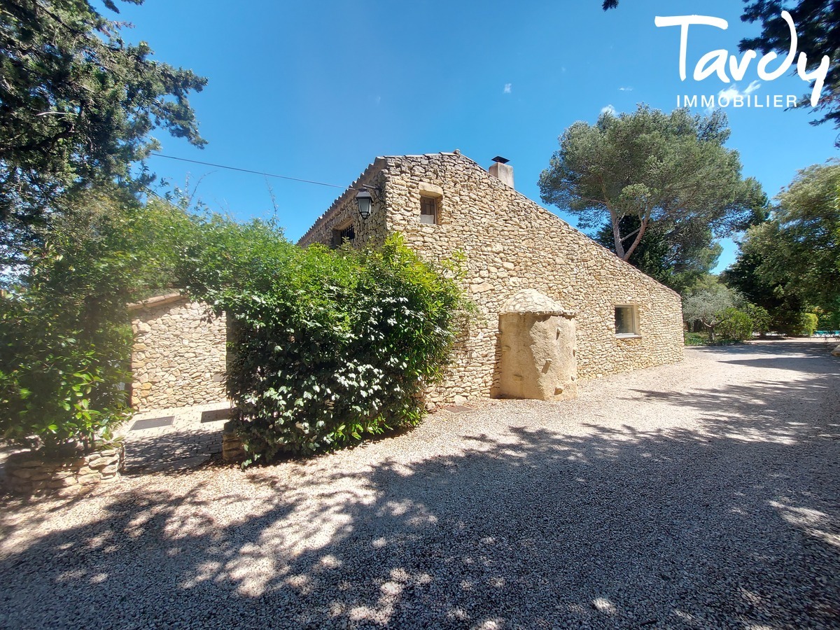 Ancienne bergerie - Piscine tennis maison d'amis - 84360 LAURIS - Lourmarin