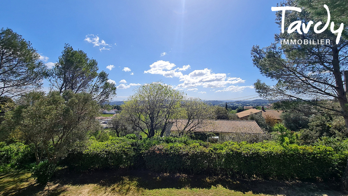 Belle villa de style provenal - 30650 ROCHEFORT DU GARD - ROCHEFORT DU GARD - Vue provence Rochefort du gard