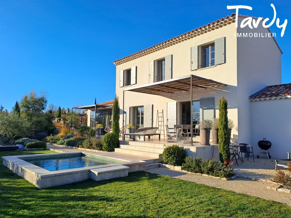 Bastide dans un cadre magnifique et scuris - 84160 PUYVERT - Lourmarin