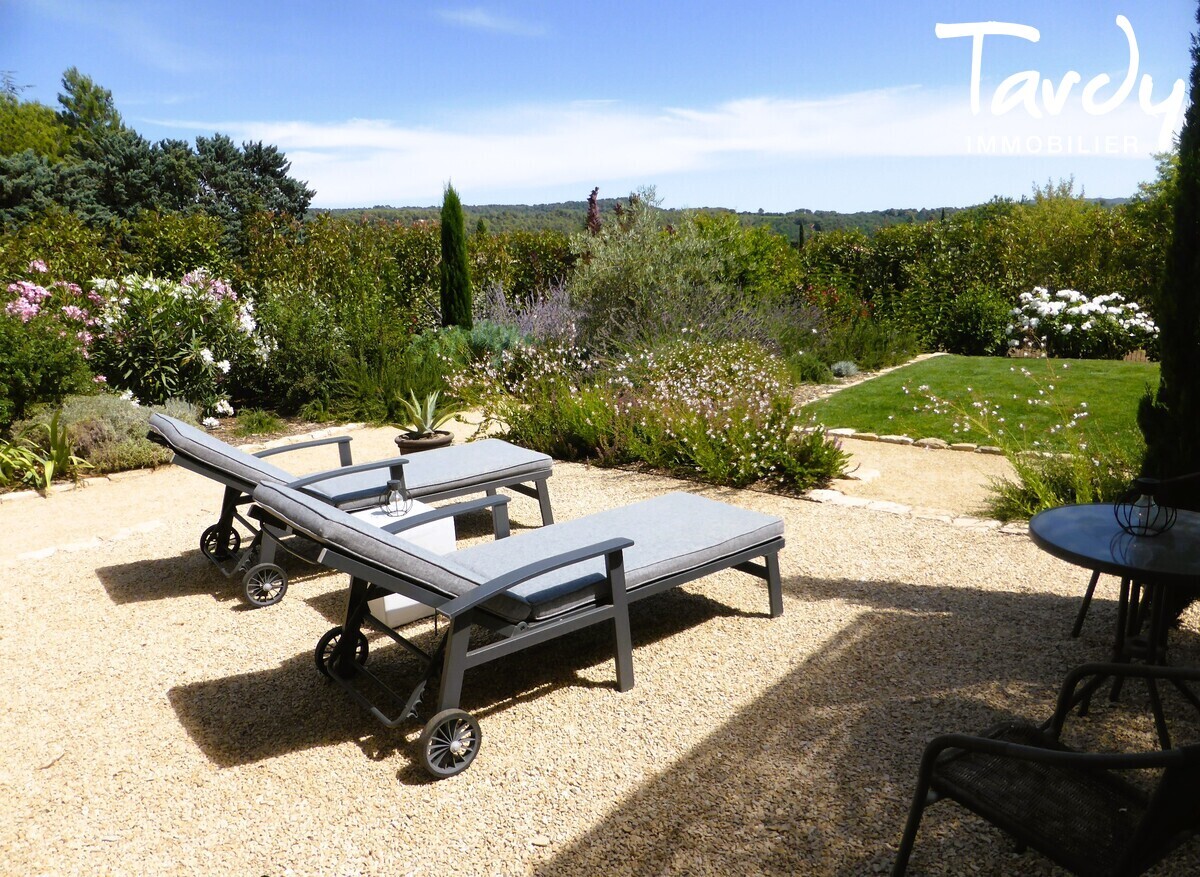 Bastide dans un cadre magnifique et scuris - 84160 LOURMARIN - Lourmarin - Bastide neuve belle vue proche Lourmarin - 84160 Puyvert