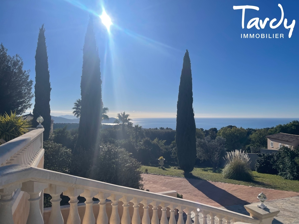 Proprit Familiale Vue mer - Tennis - 13600 LA CIOTAT CEYRESTE - La Ciotat