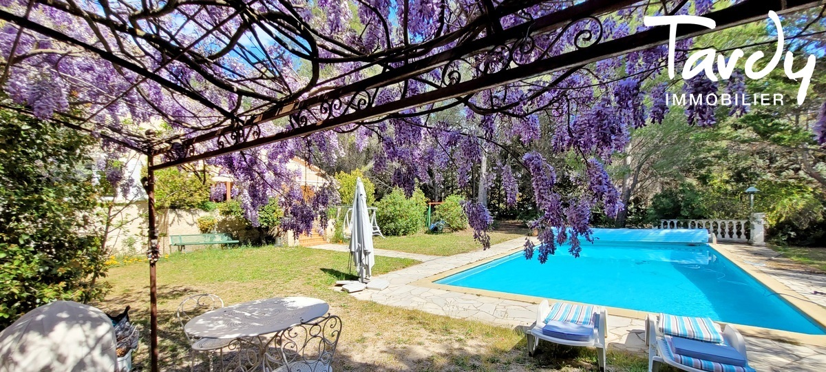 Villa de charme avec terrain de tennis - 83330 LE BEAUSSET - Le Beausset - Villa piscine