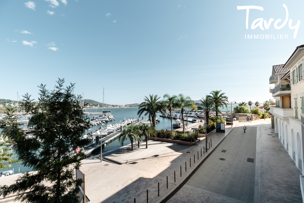 Htel particulier sur le port - 83110 SANARY SUR MER - Sanary-sur-Mer - Hotel particulier sur le port de Sanary 83110 Tardy